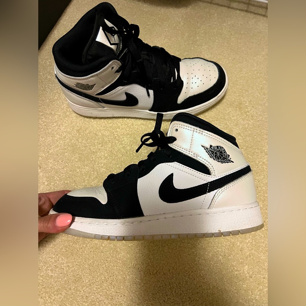 Nike Air Jordan 1 Mid SE GS Diamond (2022)